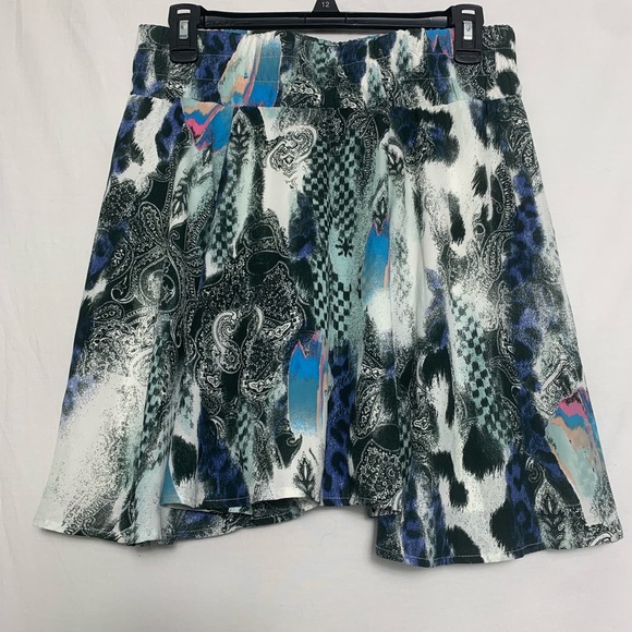 REVOLVE Gestuz | Multi Pattern Abstract Mini Skirt - 36 - Picture 2 of 5